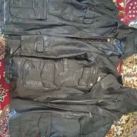 کاپشن چرم|لباس|سرایان, |دیوار