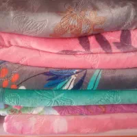 پتوهای خارجی به صورت تک وعمده|رختخواب، بالش، پتو|لردگان, |دیوار