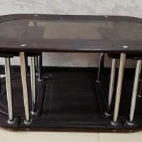 میز و ۴عدد گل میز