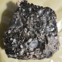 سنگ مشکوک به شهاب سنگ