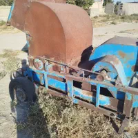 خرمن کوب وسیله تراکتور