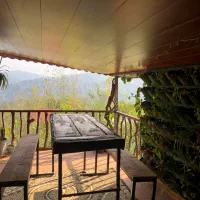 کلبه سوئیسی تیرکن ظرفیت ۱۵ نفر|اجارهٔ کوتاه‌مدت ویلا و باغ|مرزیکلا, |دیوار