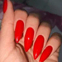 کاشت ناخن و کفسابی پدیکور تر با قیمت مناسب