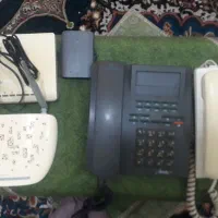 تلفن رو میزی و مودم وای فای