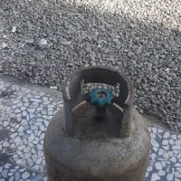 دوعدد کپسول گاز بوتان و ۳ عدد ریگلاتور فشار قوی