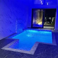 اجاره عمارت استخر دار ویو کوهستانی|اجارهٔ کوتاه‌مدت ویلا و باغ|رشت, کوی غلام نیا|دیوار