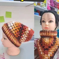 مینی هت بند|لباس|قم, باغ شازده|دیوار