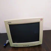 مانیتور ۱۷اینچ در حد نو