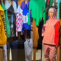 اجاره مغازه پاساژ مریم|اجارهٔ مغازه و غرفه|شاهینشهر, حافظ شمالی|دیوار