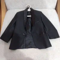 کت وشلوار مشکی بچه گونه. امیدیه