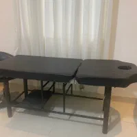 تخت ماساژ و مژه واپیلاسیون