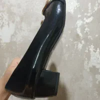 کفش ورنی|کیف، کفش، کمربند|بم, |دیوار