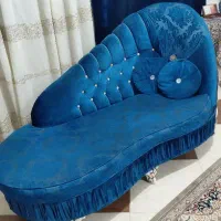 مبل نیمه سلطنتی