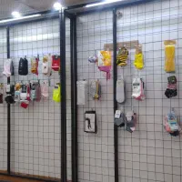 میز ویترین شیشه وفلزو استند جوراب|فروشگاه و مغازه|سبزوار, کوی گلستان|دیوار