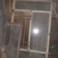 در اتاق خواب.پنجره.در آهنی.|مصالح و تجهیزات ساختمان|زابل, |دیوار