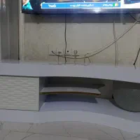 میز تلوزیون کاملا سالم و نو