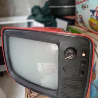 تلویزیون سیاه و سفید