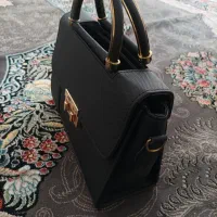 کیف نو|کیف، کفش، کمربند|قم, امامزاده ابراهیم|دیوار