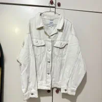 کت جین سفید