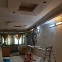 گچکاری.خرده کاری.گچکار