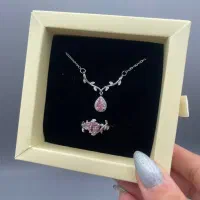 ست گردنبند و انگشتر کریستالی