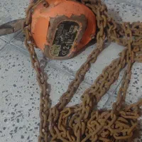 جرثقیل سقفی  باید کمی روغن کاری سرویس بشه