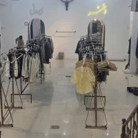 فروشندگی پوشاک زنانه
