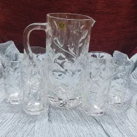 پارچ و لیوان لاروس