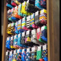 فروشنده خانم  مجرد در محیط زنونه