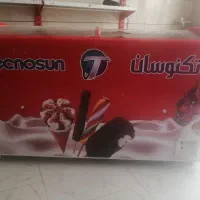 یخچال فریزر صندوقی و سه درب ایستاده