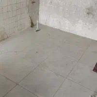 به عنوان انباری اجاره داده