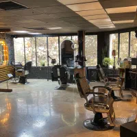 استخدام آرایشگر ماهر با مشتری در محدوده نیاوران|استخدام درمانی، زیبایی، بهداشتی|تهران,  امام زاده قاسم (نیاوران)|دیوار