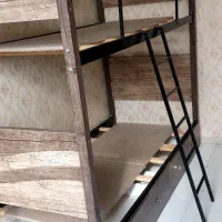 تخت دو طبقه