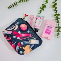 کوله|کیف، کفش، کمربند|سیاهکل, |دیوار