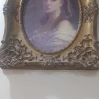 قاب عکس و مجسمه