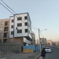 اجرای نماو تابلوی کامپوزیت بازیرسازی پروفیل اهن