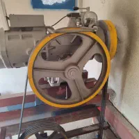 نصب و نگهداری وتامین قطعات انواع آسانسور