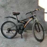 دوچرخه کوهستانی تمیز
