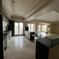 180-متر-اپارتمان-زعفرانیه-با-آرامش-طبقات-بالا