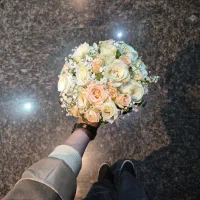 باکس گل/دسته گل /ماشین عروس/کیف گل/کیک و گل