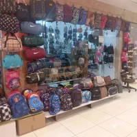 ارزان سرای کیف شاه‌حسینی پاساژآریس طبقه اول پ۱۸۱