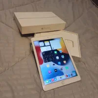 آیپد ایر ۲ ipad air2 بسیار تمیز شارژر و کابل اصلی