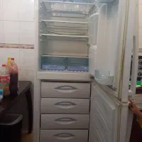 یخچال فریز خانگی.