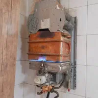 استخدام سرویسکار و نصاب آبگرمکن دیواری