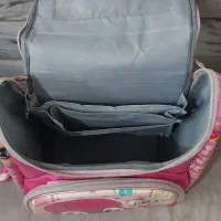 کیف کوله پشتی مدرسه خارجی اصل.|کیف، کفش، کمربند|اصفهان, باغ فدک|دیوار