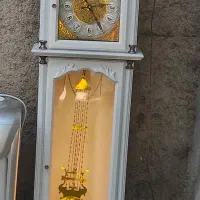 ساعت ایستاده LED دار سالم