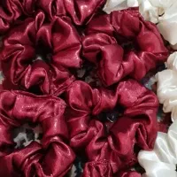 دوخت انواع عروسک بقچه ای وکش مو|اسباب‌بازی بچه|هندیجان, |دیوار