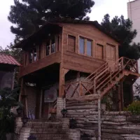 نجار ماهر ساخت و تعمیر انواع کارهای چوبی