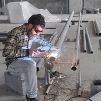 جوشکار و فیتاب کار ساختمان
