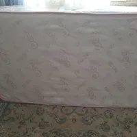 تشک یک نفره کارکرده س ولی تمیز